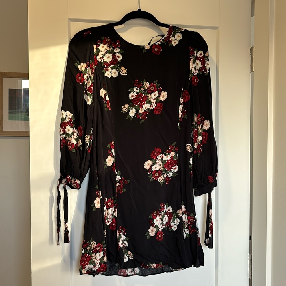Zara floral mini dress with flared sleeves